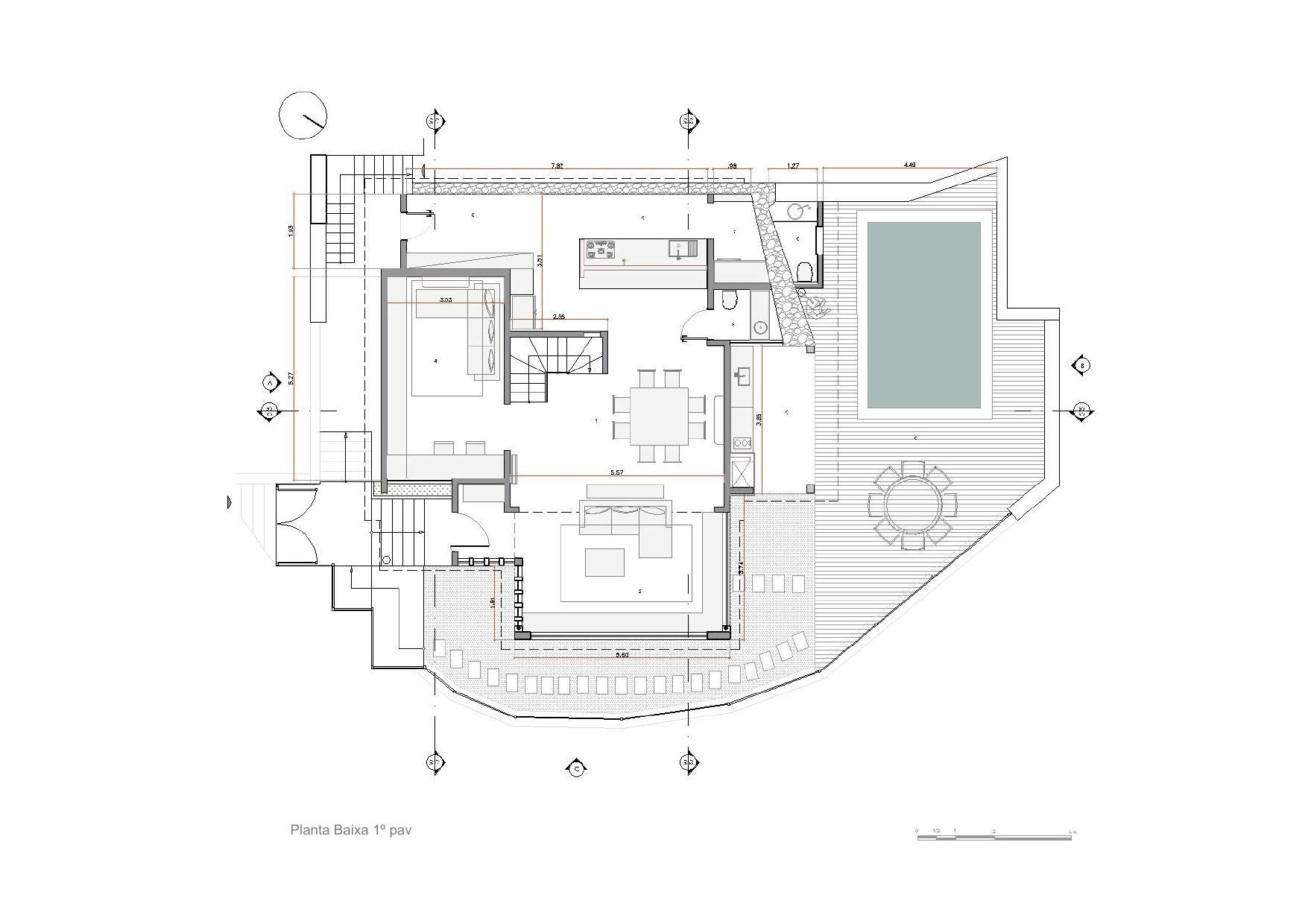 Planta baixa — 1º pavimento